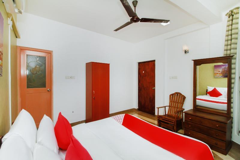 Maple Tree Residencies Hotell Dehiwala-Mount Lavinia Exteriör bild